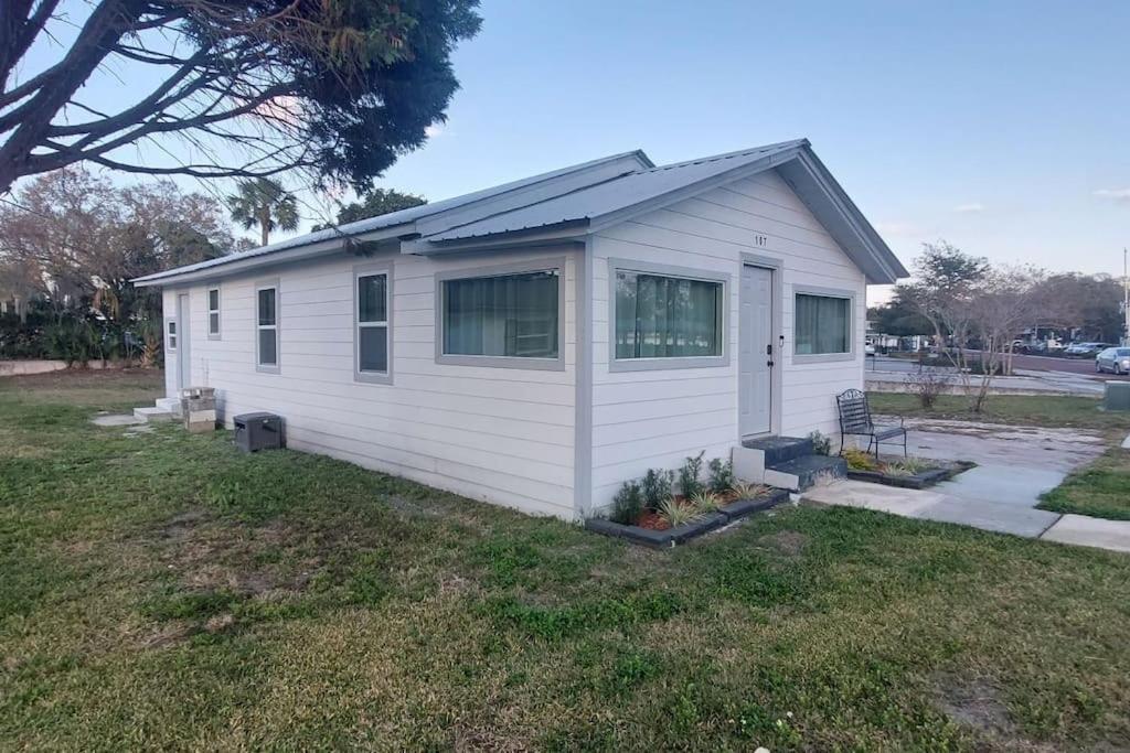 Bungalow Overlooking Lake Dora! Tavares Exteriör bild
